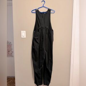 SHEIN black overalls for breastfeeding mamas, postpartum, clips on the top, NWOT